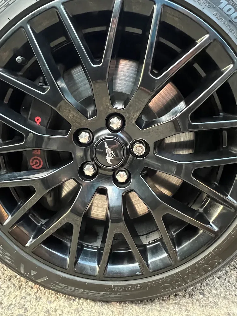 Cleaned alloy wheel and tire